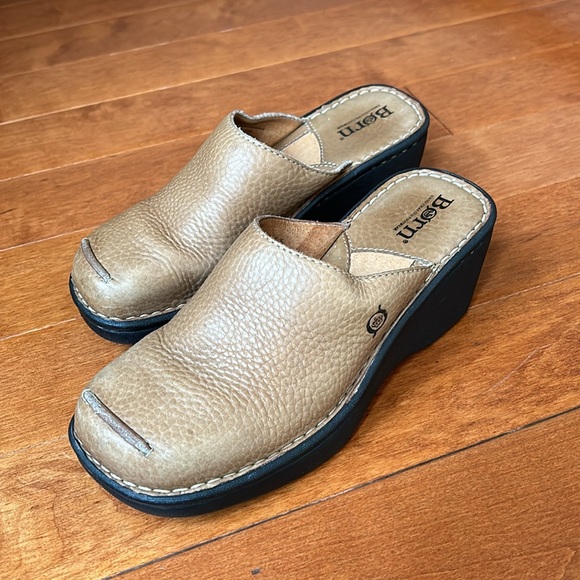 Born Tan Leather Clogs Size 6 - Picture 2 of 9